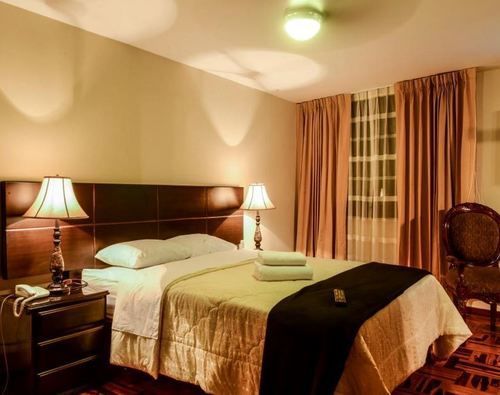 Hotel Las Condes Trujillo Extérieur photo