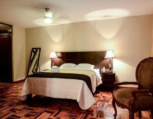 Hotel Las Condes Trujillo Extérieur photo
